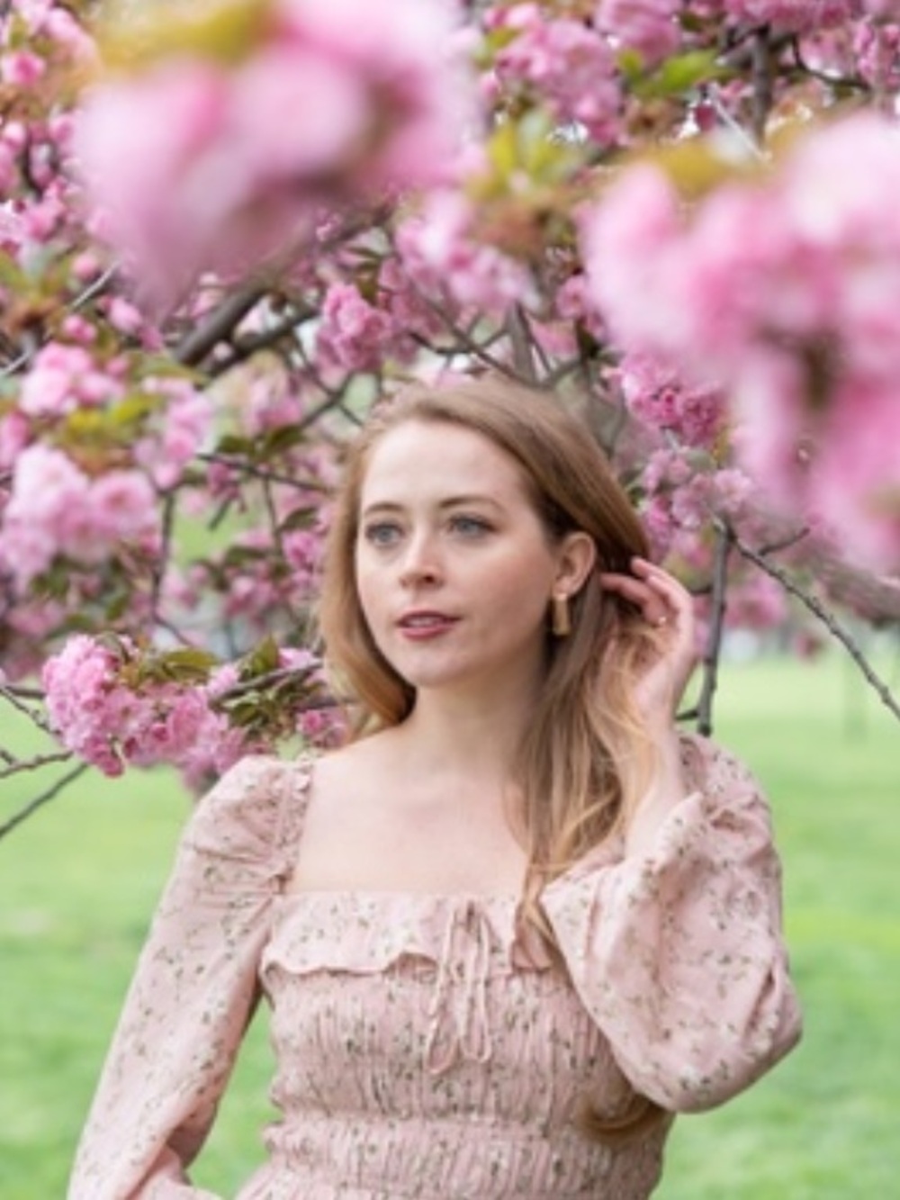 Reformation Morris Smocked Square-Neck Floral Mini Dress in Melody Print 🌸Blush - Picture 6 of 12
